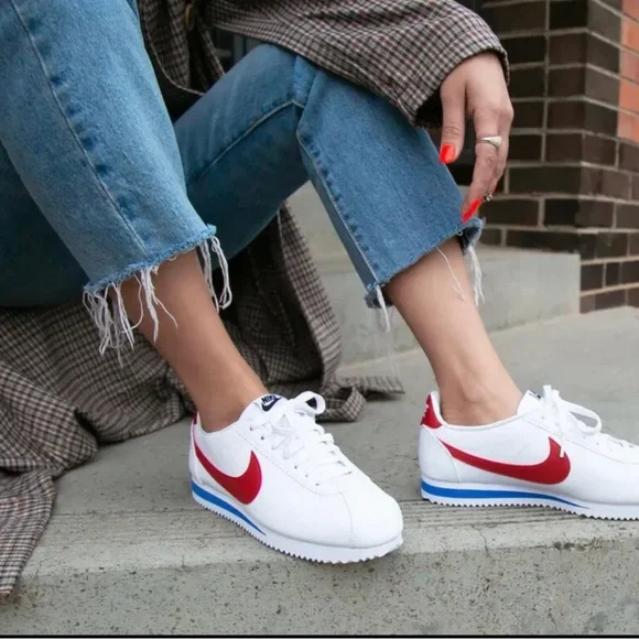 Nike Shoes W Nike Classic Cortez Leather 8747 103 White New